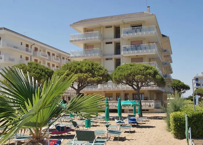 Appartamenti Diplomatic-Residence Fronte Mare-Piazza Torino-Lido Di Jesolo