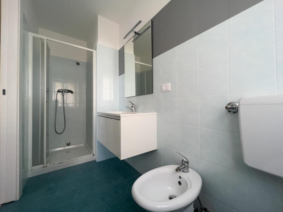 Apartment Diplomatic-residence Fronte Mare-piazza Torino-lido Di