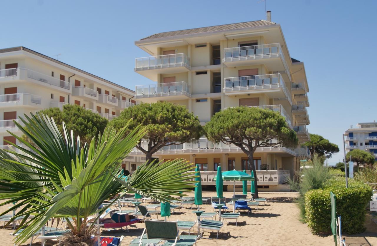 Diplomatic-residence Fronte Mare-piazza Torino-lido Di Apartment *