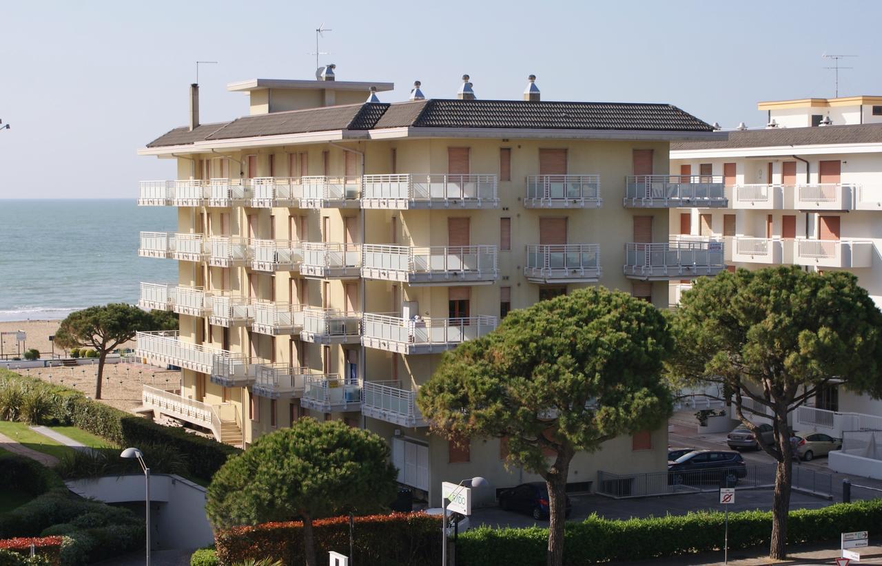 Diplomatic-residence Fronte Mare-piazza Torino-lido Di Lido di Jesolo